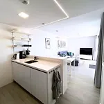 Διαμέρισμα Royal Palm 10 *